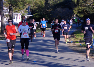 2013 Marathon Runners on Moor Shore Road in Kitty Hawk.