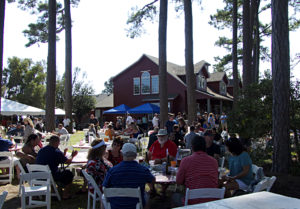 Great weather, great crab, tasty wine and excellent music. A perfect way to celebrate fall on the Outer Banks.