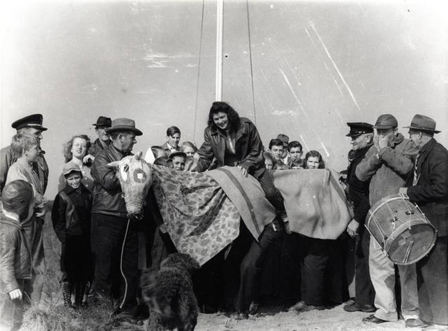 Riding Old Buck, a part of the tradition of the Rodanthe Old Christmas.